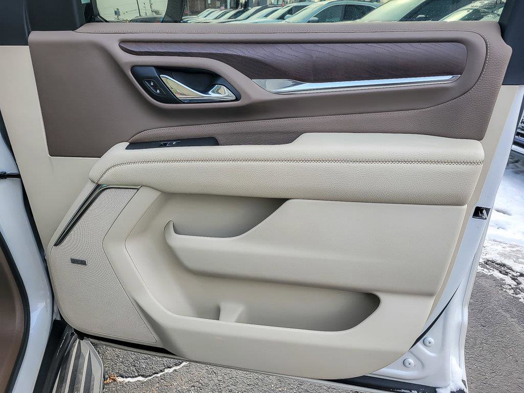 2021 GMC YUKON - Image 30