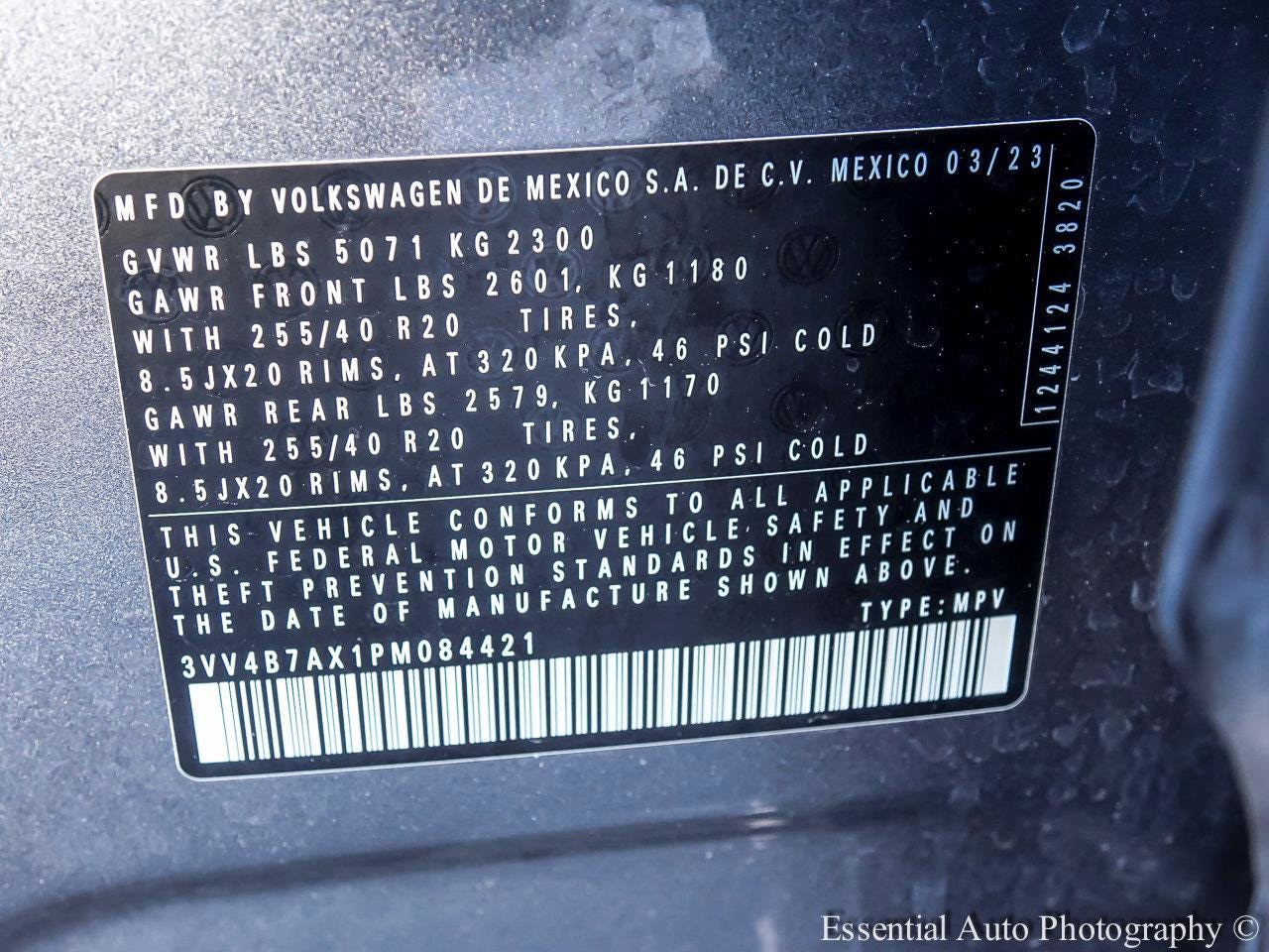 2023 VOLKSWAGEN TIGUAN - Image 28