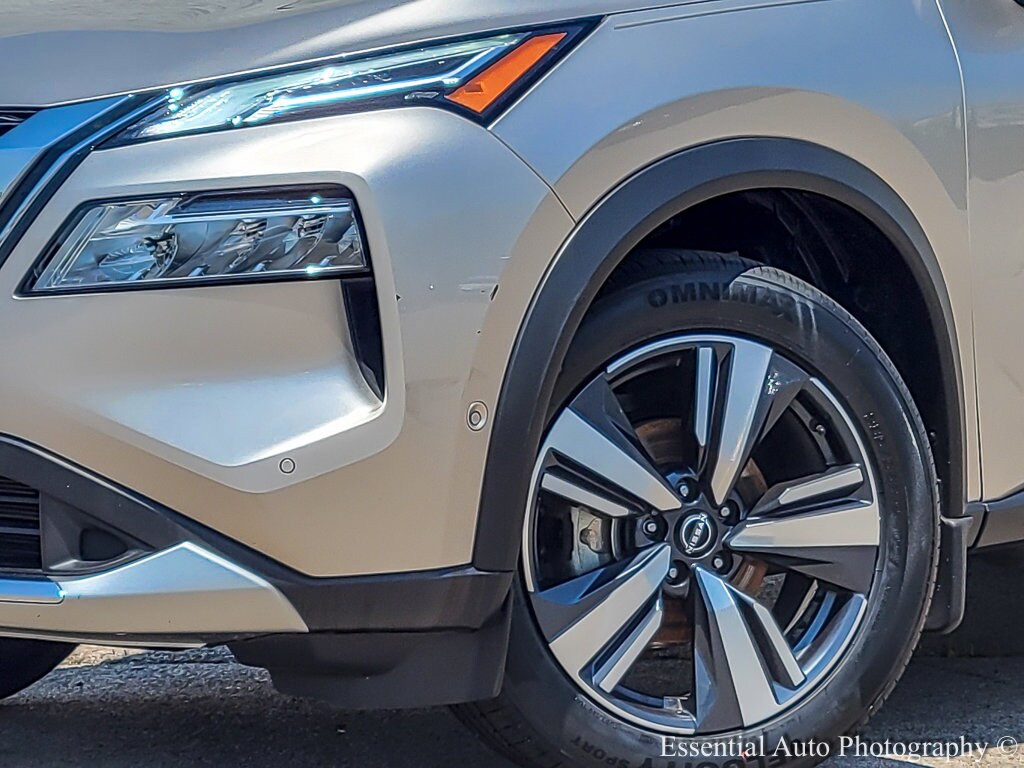 2023 Nissan Rogue AWD Platinum photo 3