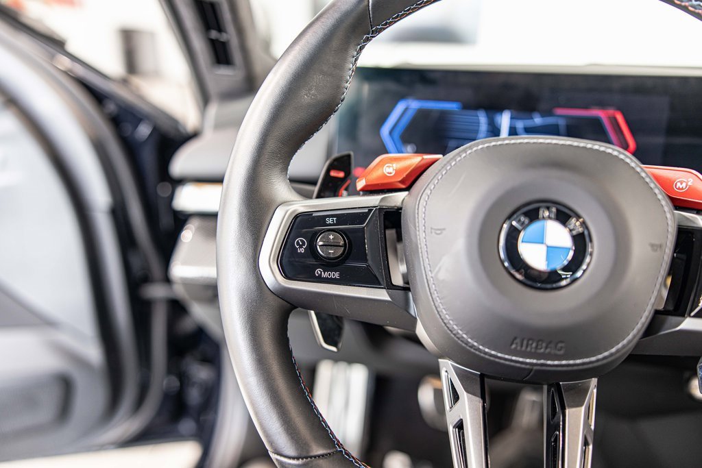 2025 BMW M5 - Image 25