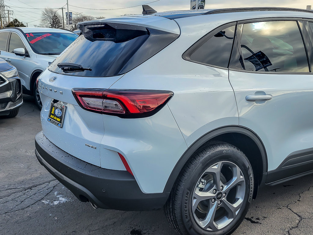 2025 FORD ESCAPE - Image 9