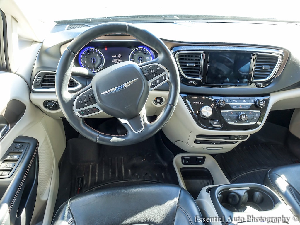 Used 2017 Chrysler Pacifica Touring-L Plus Touring-L Plus FWD