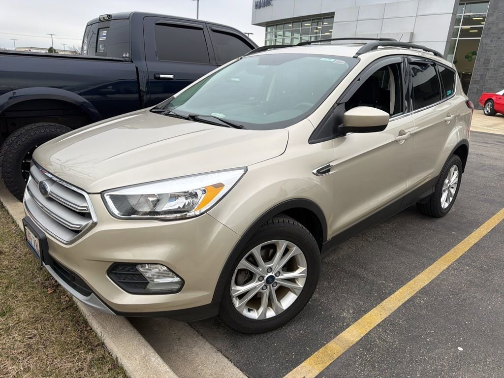 Used 2018 Ford Escape SE with VIN 1FMCU0GD1JUD47885 for sale in Plainfield, IL