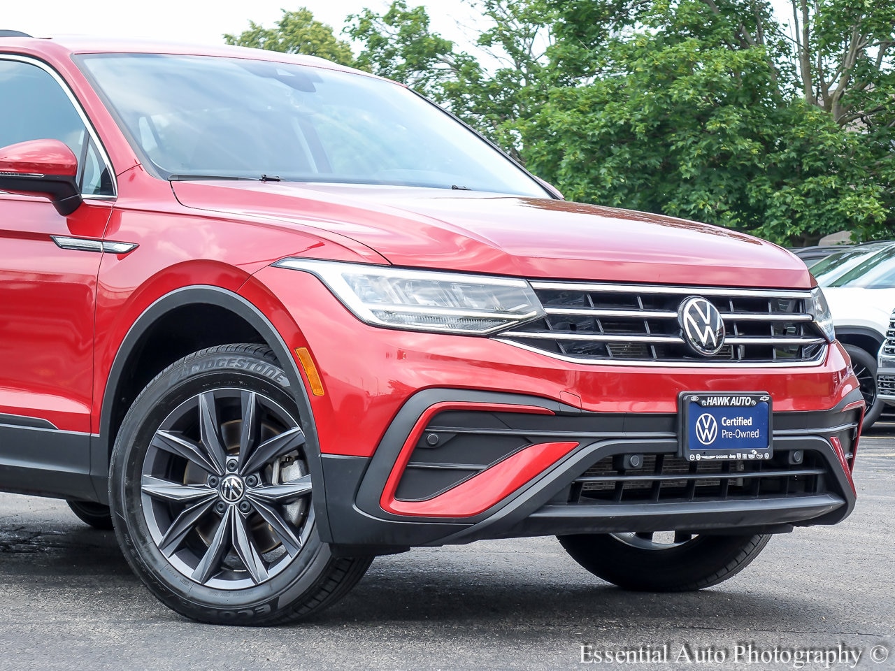 Used 2023 Volkswagen Tiguan SE with VIN 3VV2B7AX2PM019665 for sale in Plainfield, IL