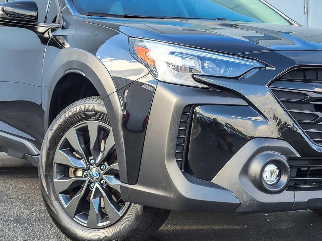 2023 Subaru Outback Onyx Edition photo 3