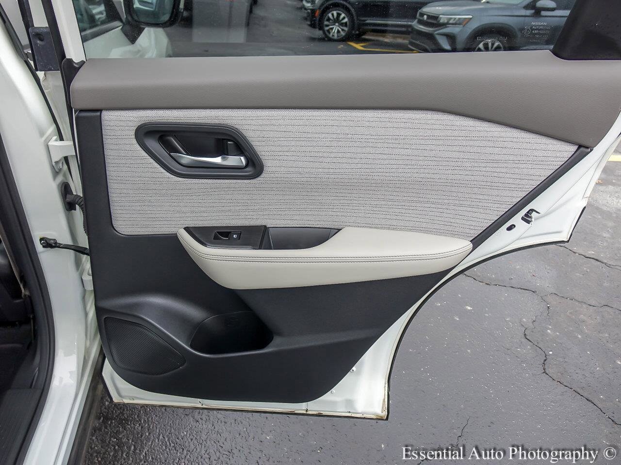 2023 NISSAN ROGUE - Image 20