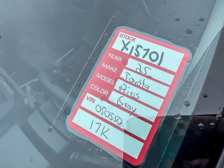 2025 TOYOTA PRIUS - Image 30