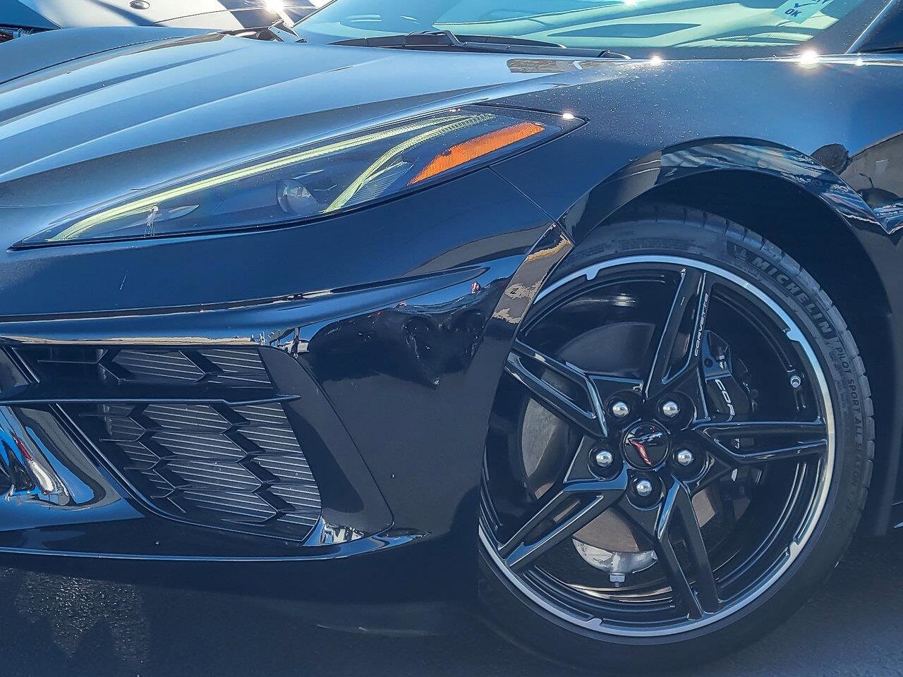2023 Chevrolet Corvette Stingray 2LT photo 3