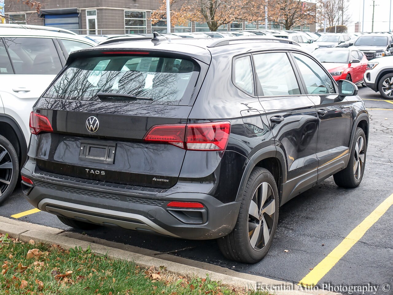 2024 Volkswagen Taos S photo 3