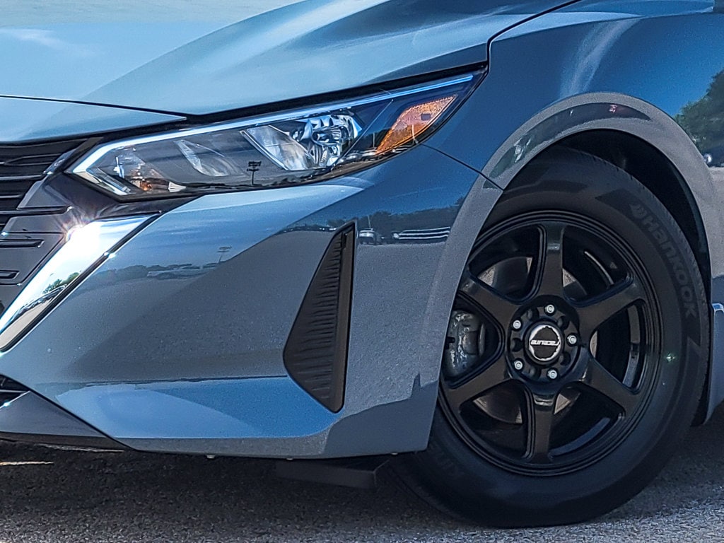 Used 2025 Nissan Sentra SV SV CVT