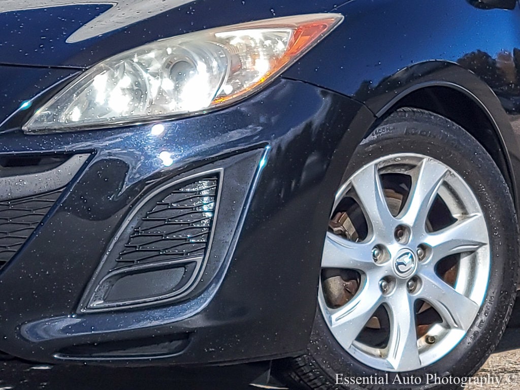 2011 Mazda Mazda3 Touring photo 3