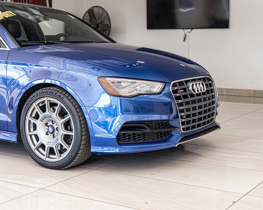 2015 Audi S3 Prestige photo 3