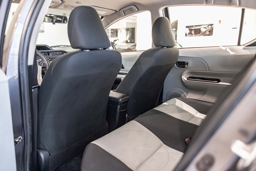 2014 TOYOTA PRIUS C - Image 31