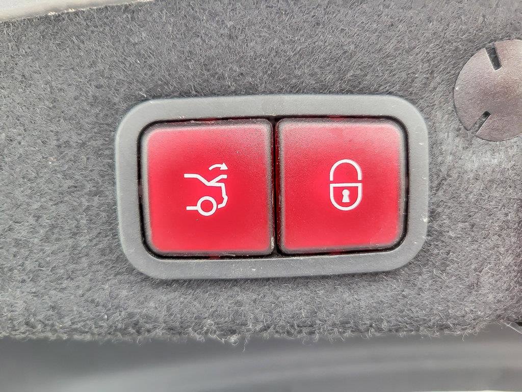 2017 MERCEDES-BENZ C-CLASS - Image 28