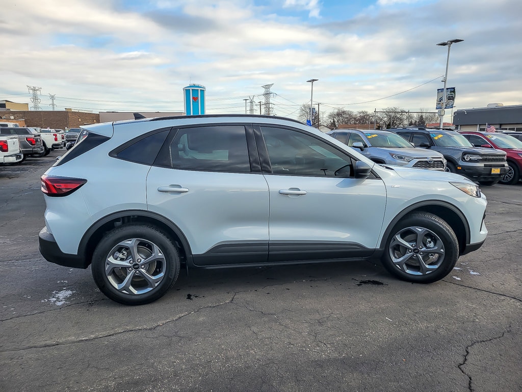 2025 FORD ESCAPE - Image 11