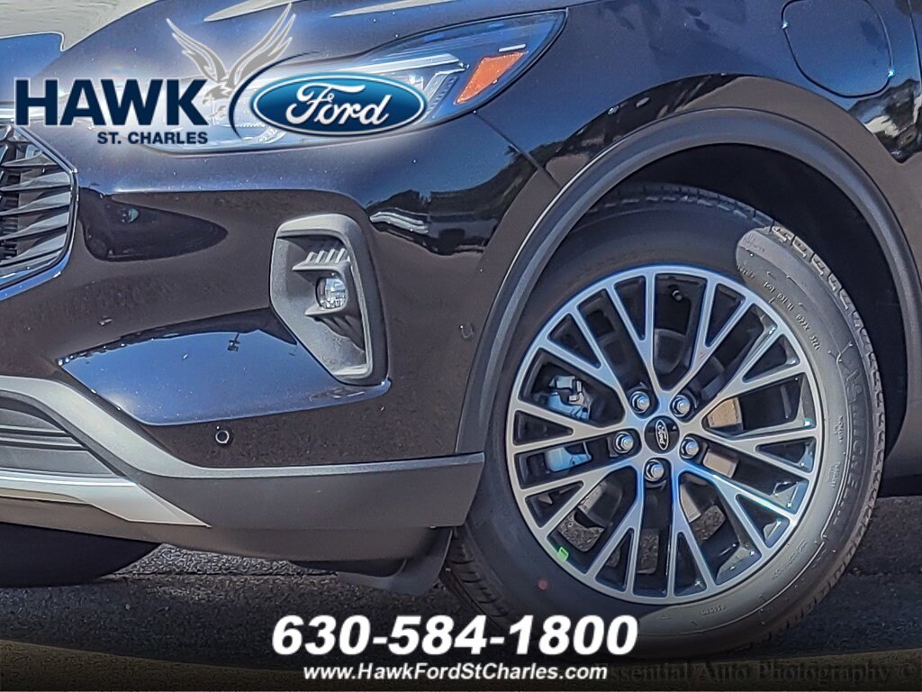 2024 Ford Escape Plug-In Hybrid photo 3