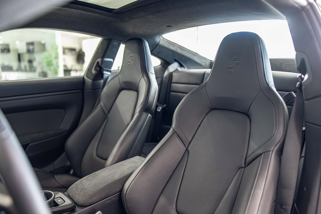 2026 PORSCHE 911 - Image 15