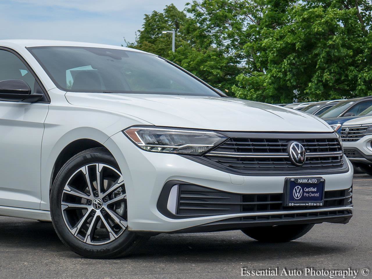 Used 2024 Volkswagen Jetta Sport with VIN 3VWBM7BU3RM033121 for sale in Plainfield, IL
