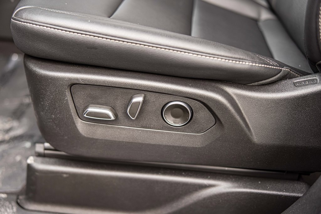 2025 CADILLAC ESCALADE - Image 23