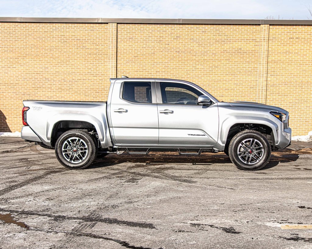 2025 TOYOTA TACOMA - Image 9