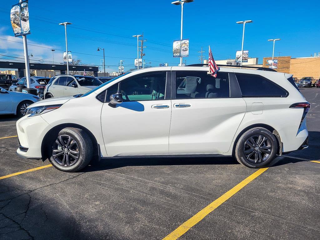 2025 TOYOTA SIENNA - Image 6