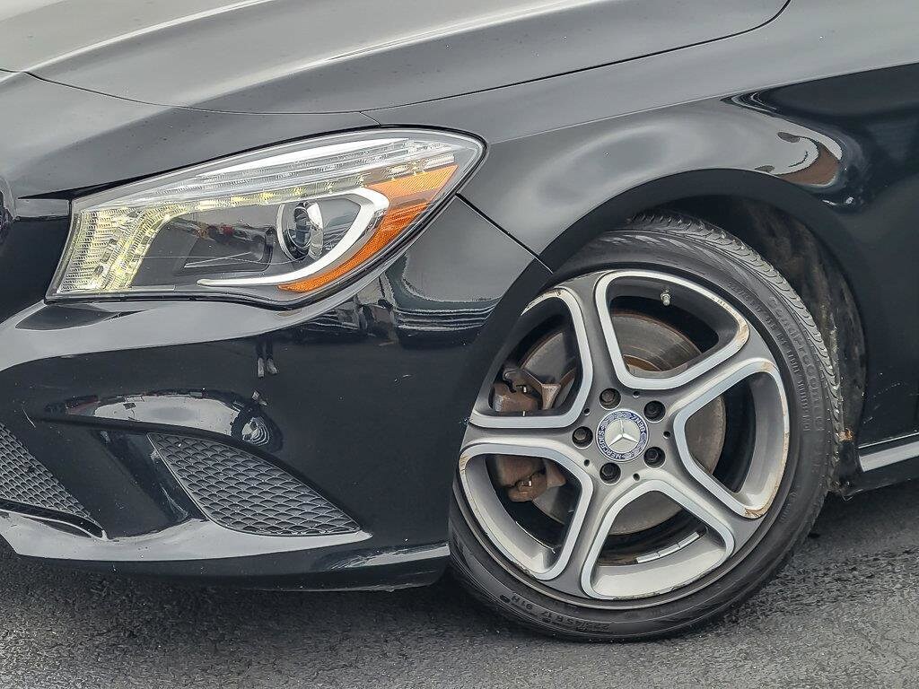 2014 Mercedes Benz CLA 250 4MATIC photo 3