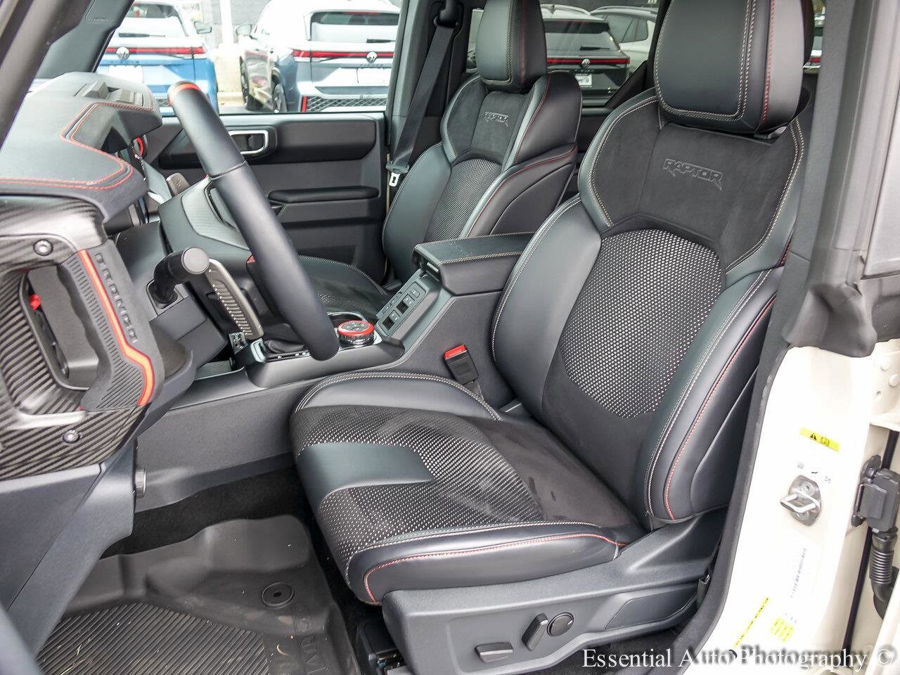 2025 FORD BRONCO - Image 8