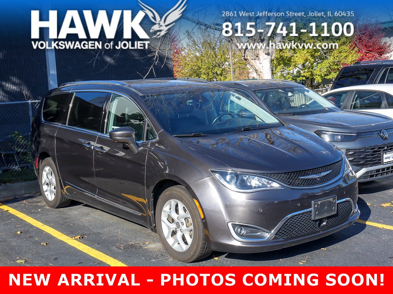 2017 Chrysler Pacifica Touring-L Plus