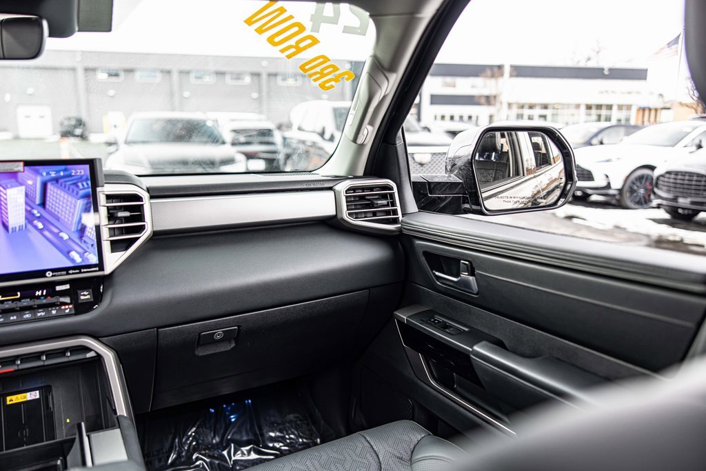 2024 TOYOTA SEQUOIA - Image 39