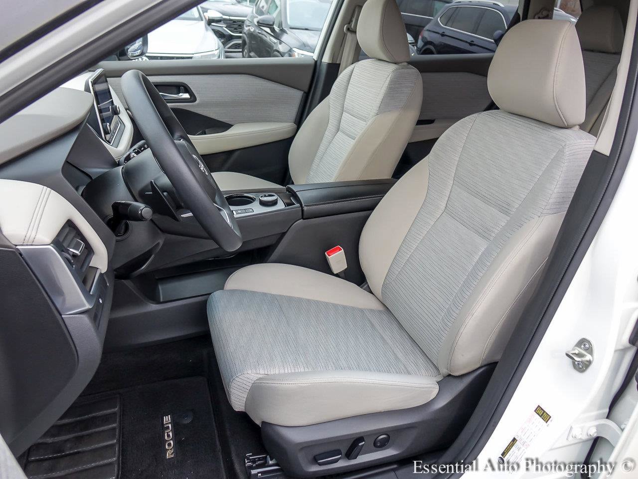 2023 NISSAN ROGUE - Image 8