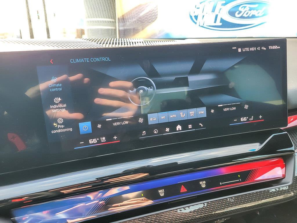 2025 BMW M5 - Image 19