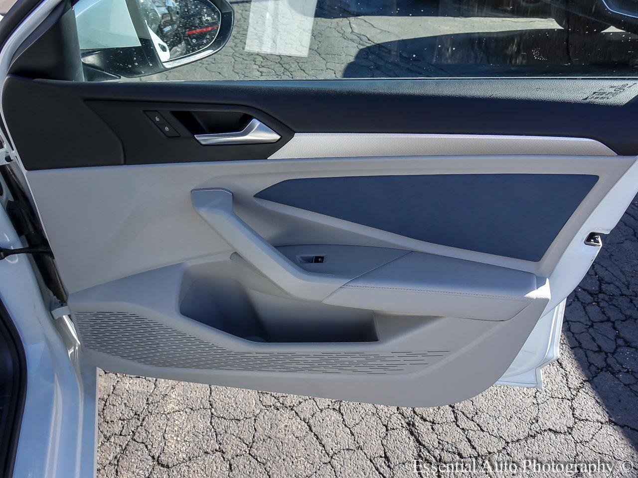 2025 VOLKSWAGEN JETTA - Image 21