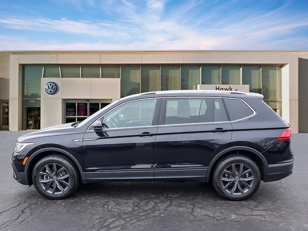 Used 2023 Volkswagen Tiguan SE 2.0T SE 4MOTION