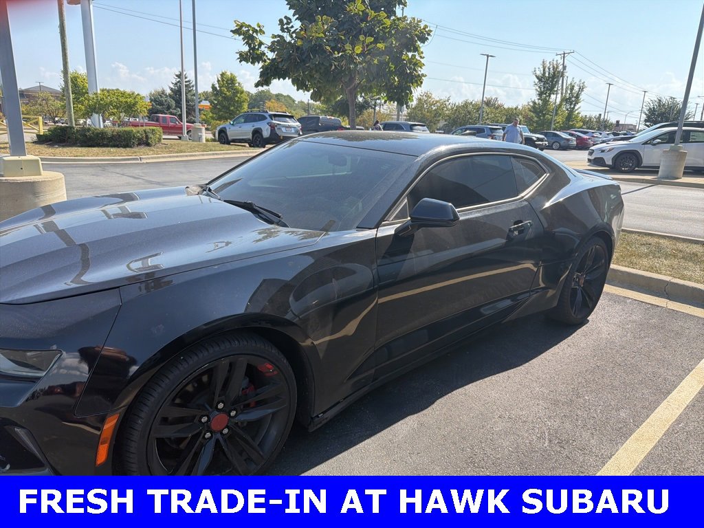 2016 Chevrolet Camaro 2LT photo 2
