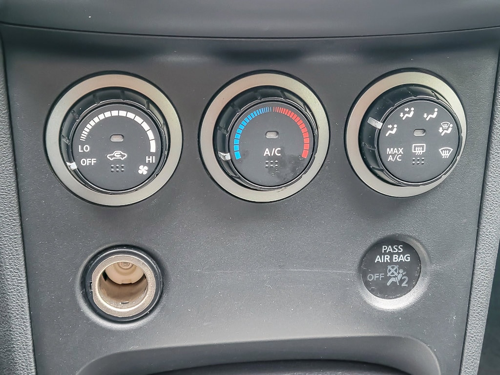 2015 NISSAN ROGUE - Image 15