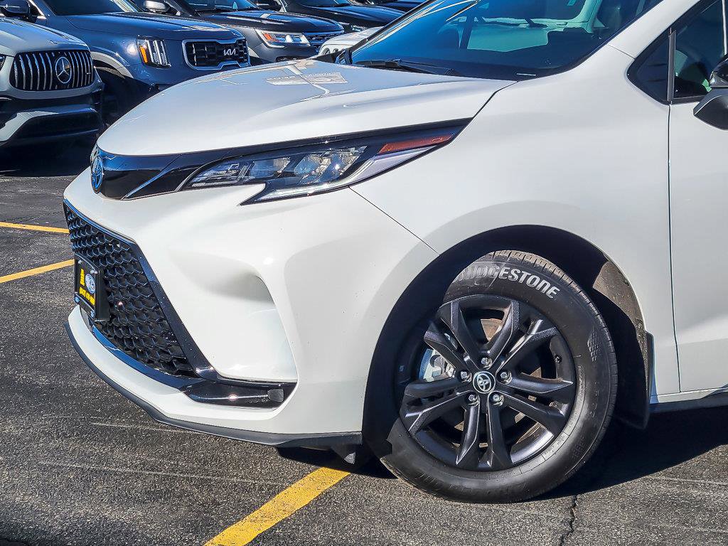 2025 TOYOTA SIENNA - Image 3