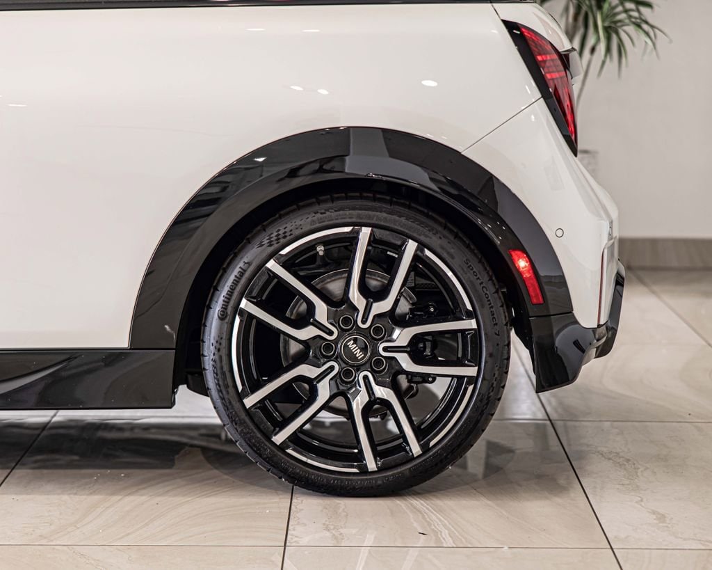 2026 MINI Hardtop 2 Door S - Photo 7