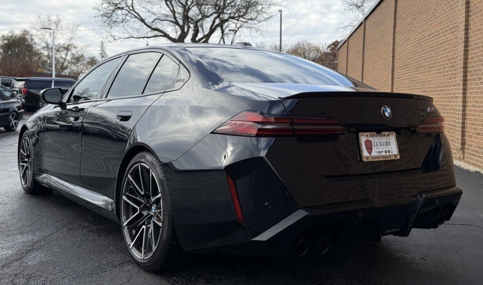 2025 Bmw M5 5 photo 3