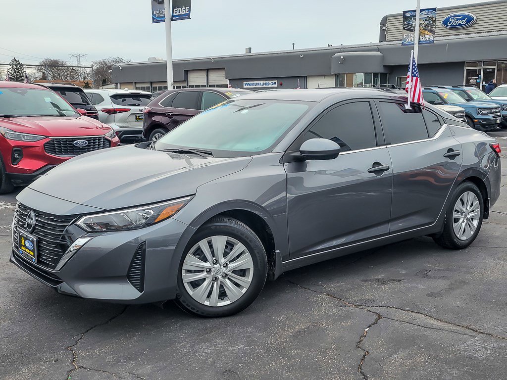 2025 Nissan Sentra S's photo