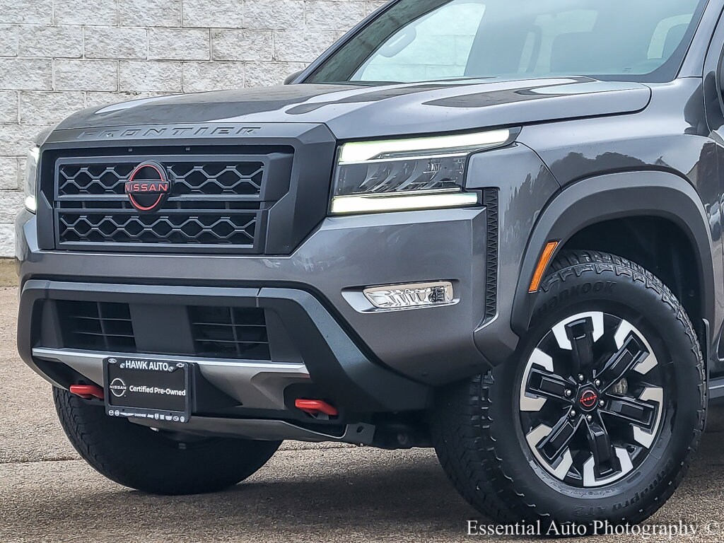 2023 Nissan Frontier Crew Cab PRO-4X photo 2