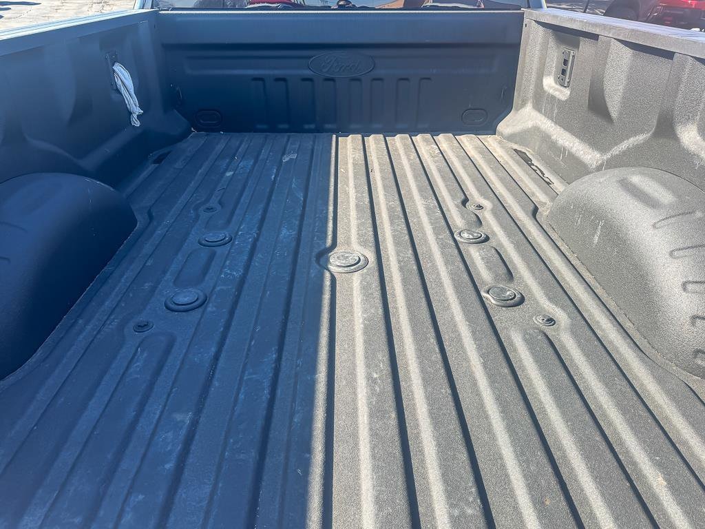 2025 FORD F-450 - Image 29