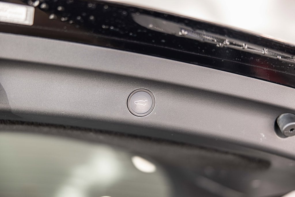 2021 TESLA MODEL Y - Image 18