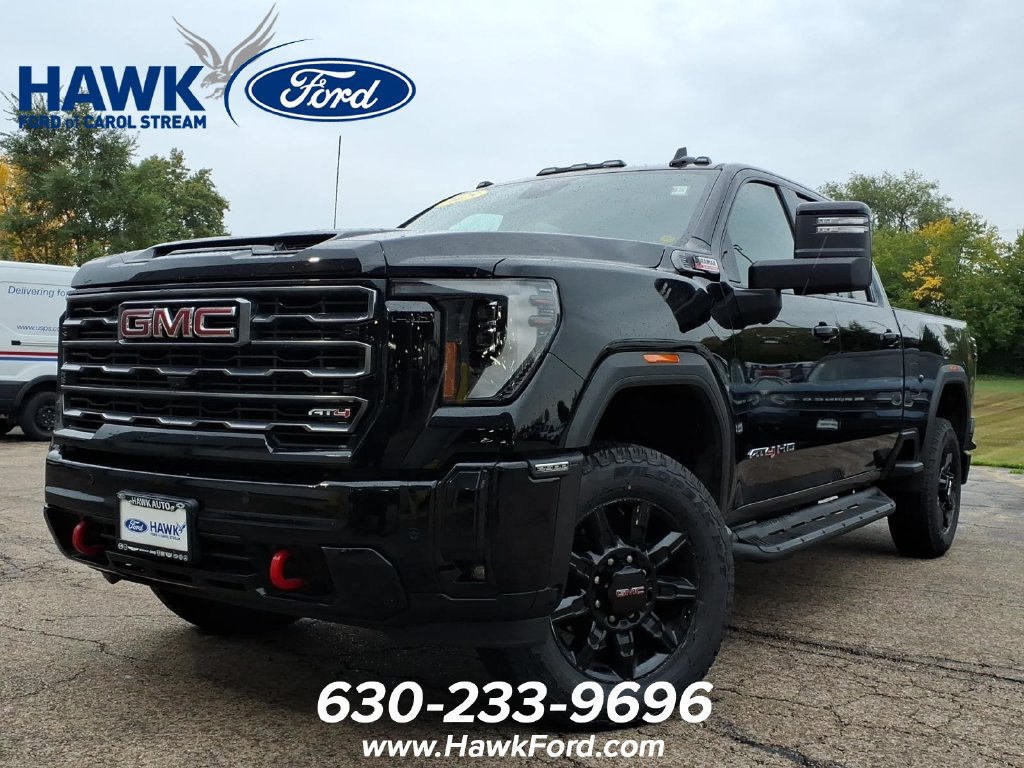 Used 2025 GMC Sierra 2500HD AT4 4WD Crew Cab 159 AT4