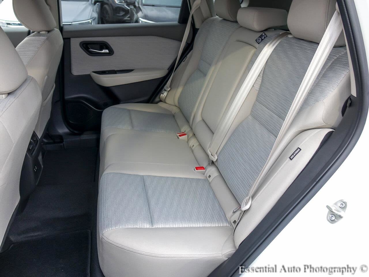 2023 NISSAN ROGUE - Image 10