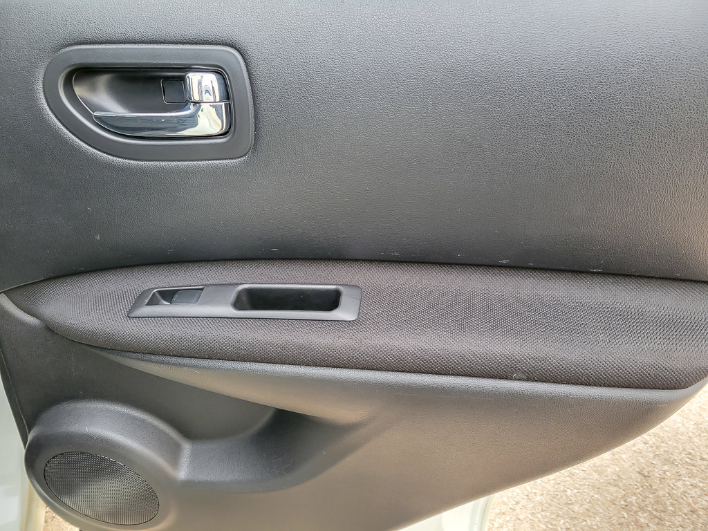 2015 NISSAN ROGUE - Image 20