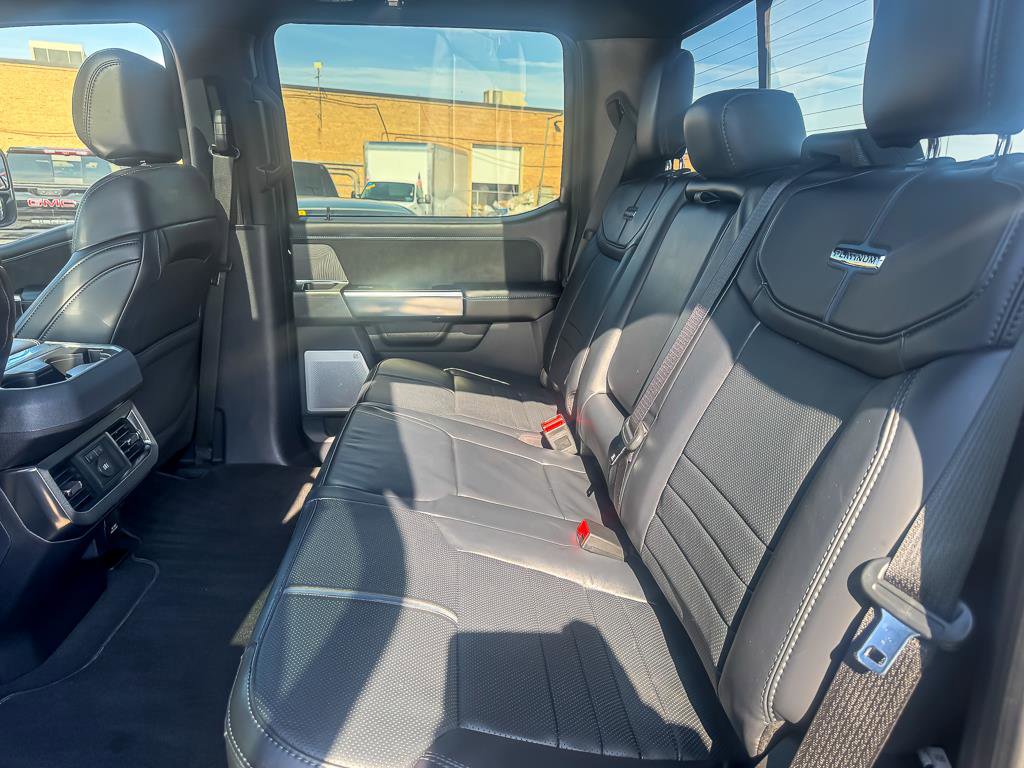 2025 FORD F-450 - Image 18