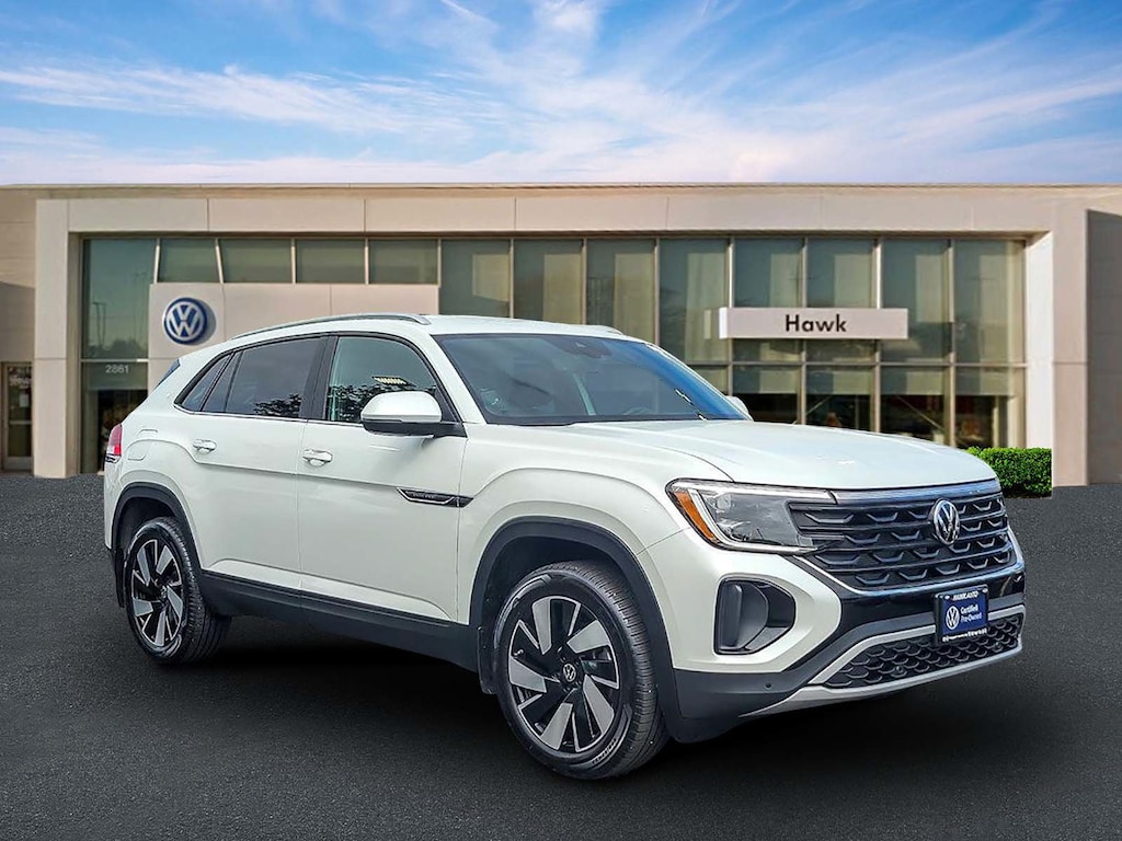 Used 2026 Volkswagen Atlas Cross Sport 2.0T SE w/Technology 2.0T SE w/Technology 4MOTION