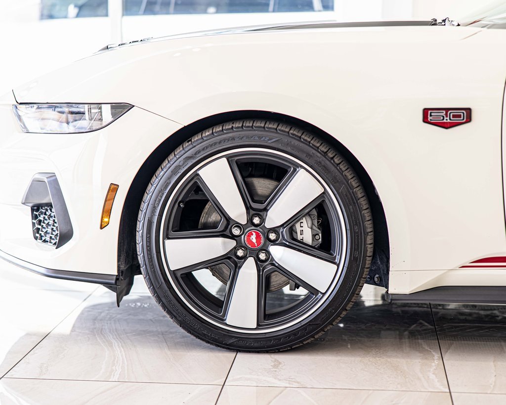 2025 FORD MUSTANG - Image 9