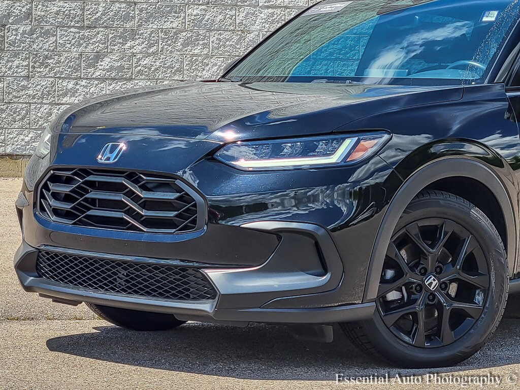 2023 Honda HR-V Sport 2WD photo 2