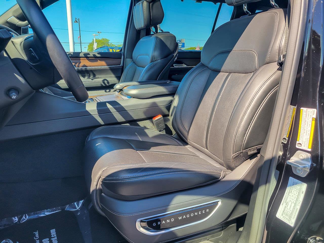 2023 JEEP GRAND WAGONEER - Image 11